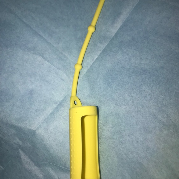 10ml Essential Oil Roller Key Chain/ Bag Holder - Picture 4 of 4